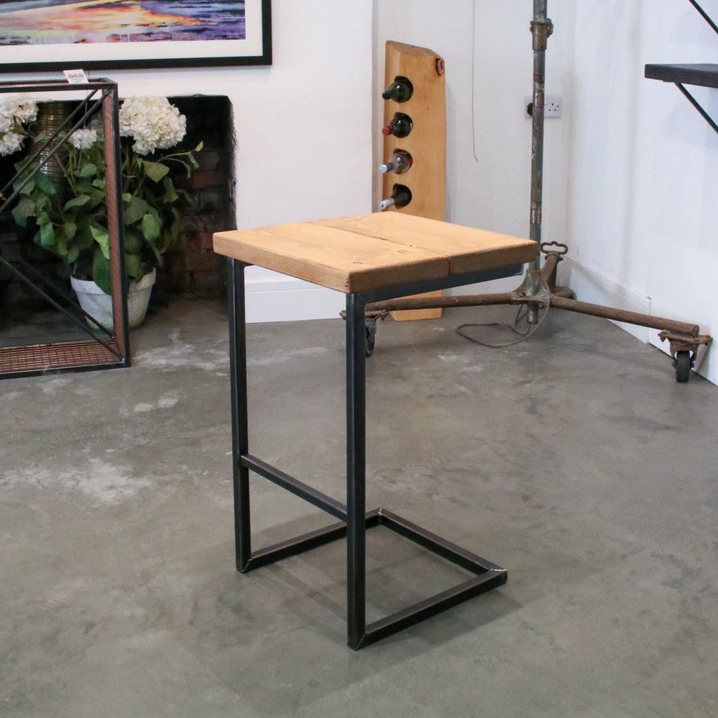 Crest and Weave, Solid Oak Bar Stool, 700mm High, 48mm Seat, Rustic — wood grain detail